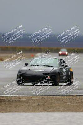 media/Nov-16-2025-CalClub SCCA (Sun) [[2975c16dfc]]/Group 1/Turn 1/